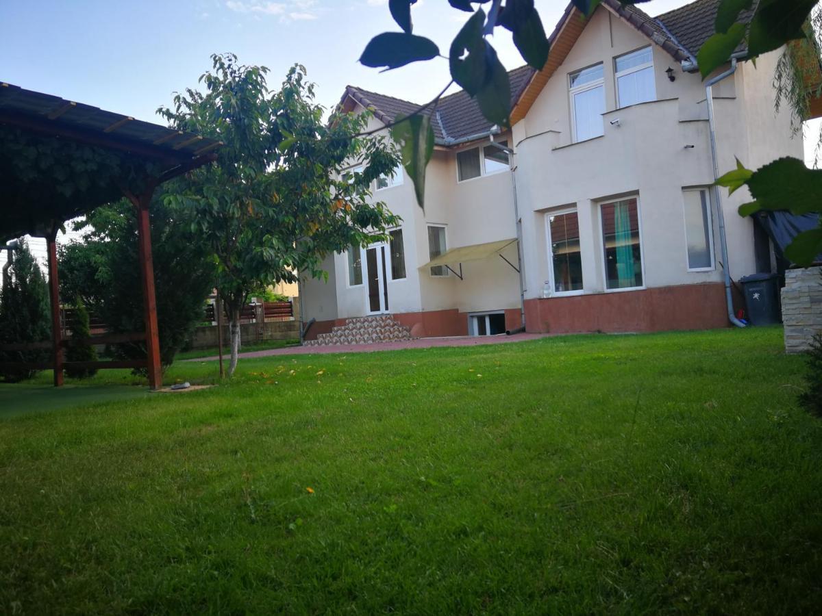 Hotel Vila Roy Turda Zewnętrze zdjęcie